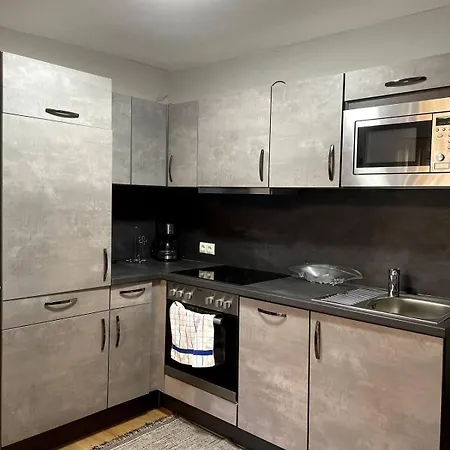 Cozy & Chic - 8m 2 Dt Apartment *